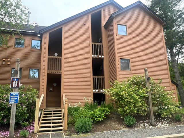 8B Deer Creek, Dover, VT 05356