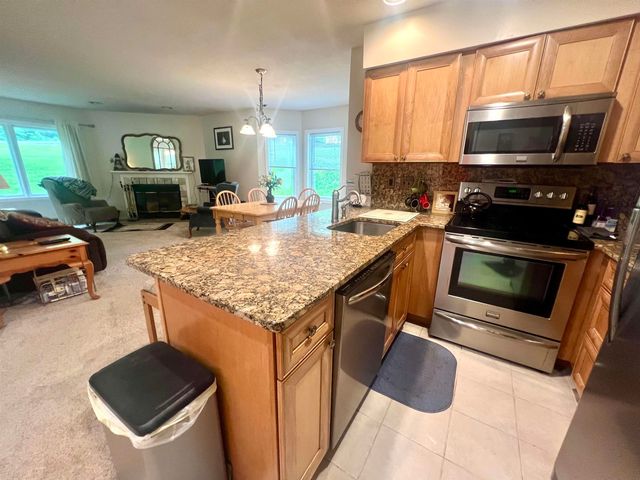 8B Deer Creek, Dover, VT 05356