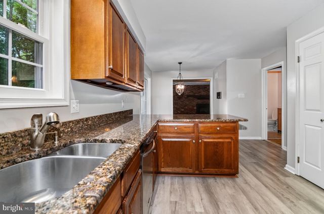7075 WOOD GLEN DR, Hughesville, MD 20637