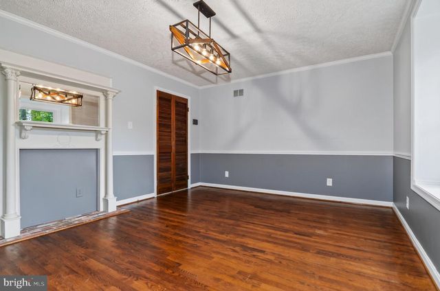 7075 WOOD GLEN DR, Hughesville, MD 20637