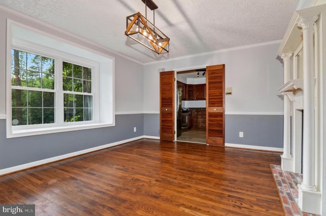 7075 WOOD GLEN DR, Hughesville, MD 20637