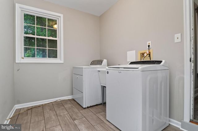 7075 WOOD GLEN DR, Hughesville, MD 20637