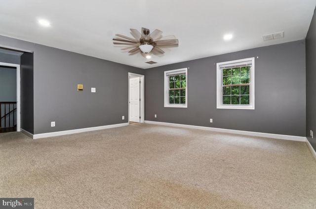 7075 WOOD GLEN DR, Hughesville, MD 20637