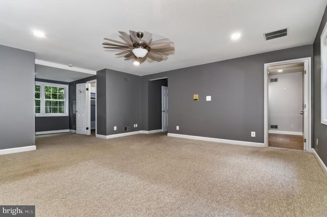 7075 WOOD GLEN DR, Hughesville, MD 20637