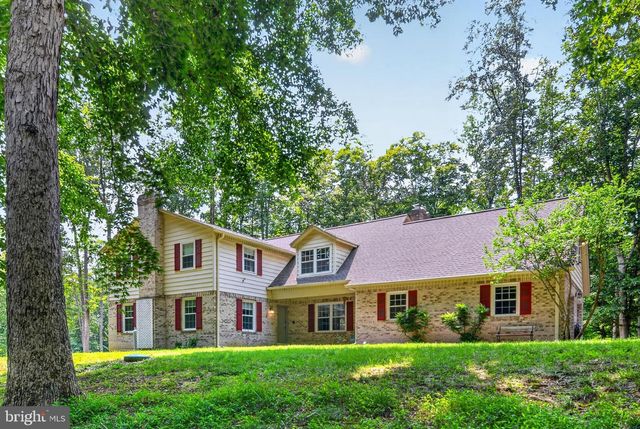 7075 WOOD GLEN DR, Hughesville, MD 20637