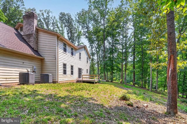 7075 WOOD GLEN DR, Hughesville, MD 20637
