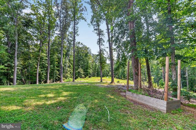 7075 WOOD GLEN DR, Hughesville, MD 20637
