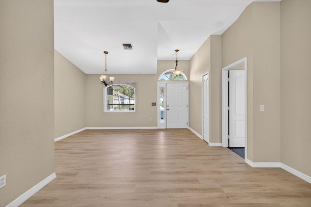 5475 NW Scepter Drive, Port St. Lucie, Port St Lucie, FL 34983