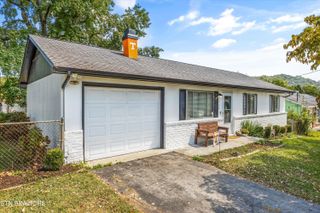 5716 Dodge Rd, Knoxville, TN 37912