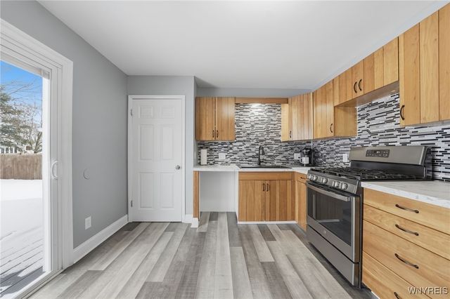 17 Warren Drive, Tonawanda, NY 14150