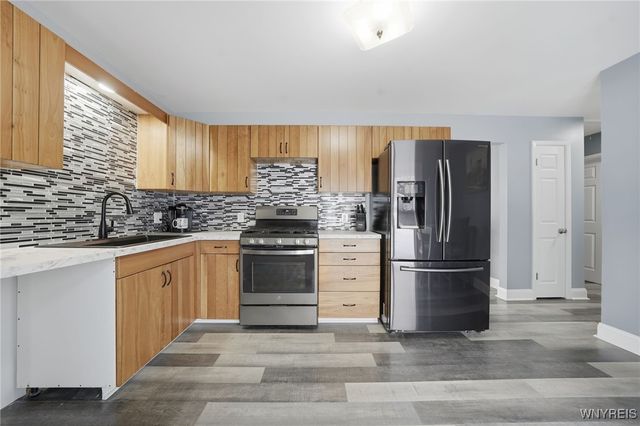 17 Warren Drive, Tonawanda, NY 14150