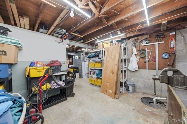 17 Warren Drive, Tonawanda, NY 14150