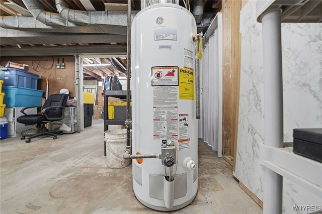 17 Warren Drive, Tonawanda, NY 14150