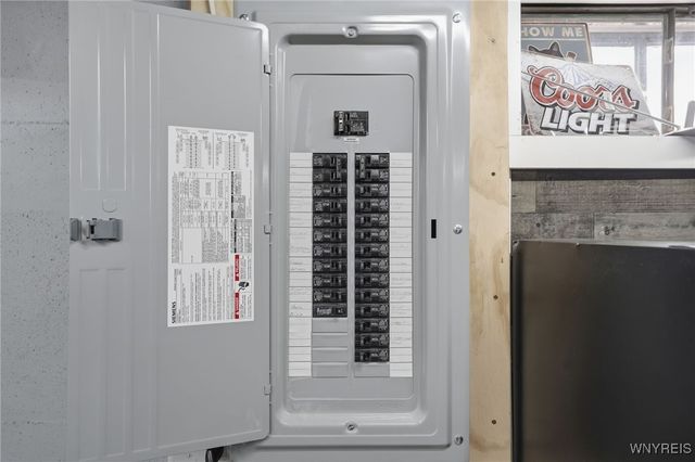 17 Warren Drive, Tonawanda, NY 14150