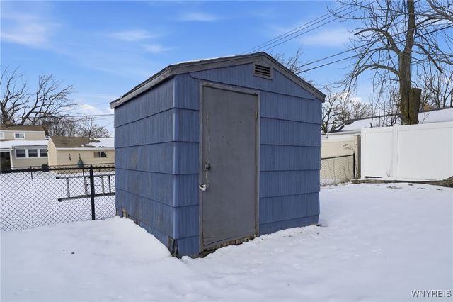 17 Warren Drive, Tonawanda, NY 14150