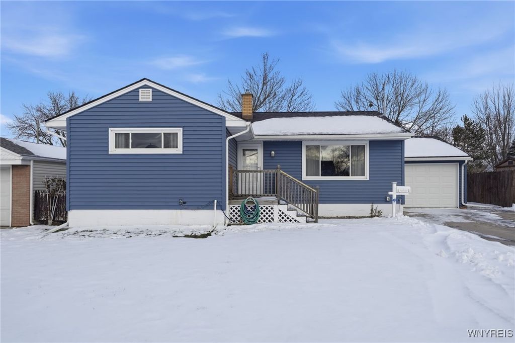 17 Warren Drive, Tonawanda, NY 14150