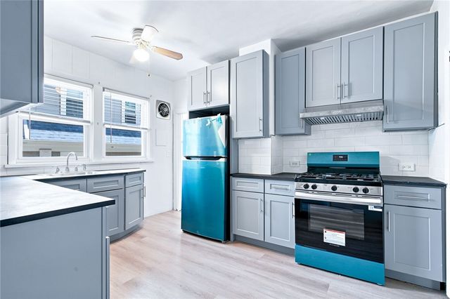 102 Overhill Road, Providence, RI 02906