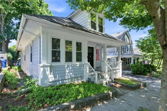 102 Overhill Road, Providence, RI 02906