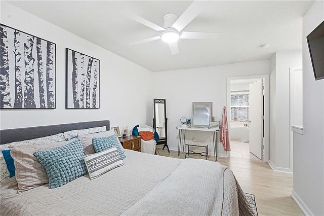 4565 Madison Avenue, Kansas City, MO 64111
