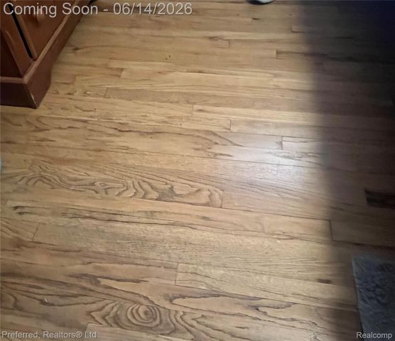 37110 Gilchrist Street, Westland, MI 48186