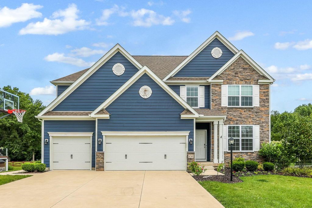 6749 Hidden Creek Loop, Galena, OH 43021