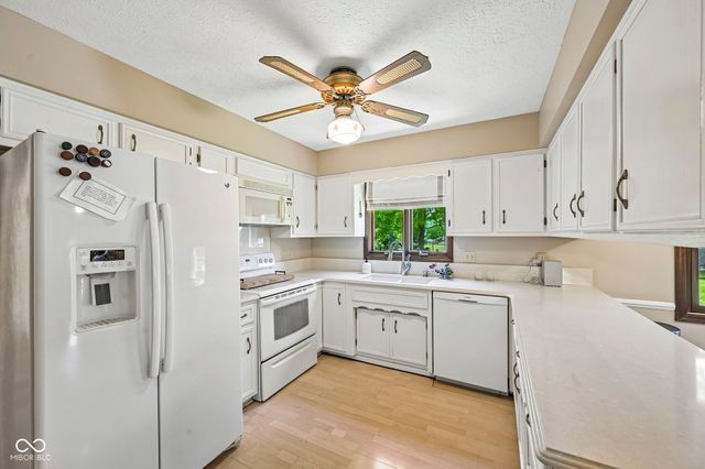 407 Oxford Drive, Noblesville, IN 46062