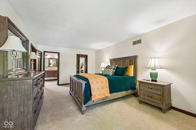 407 Oxford Drive, Noblesville, IN 46062