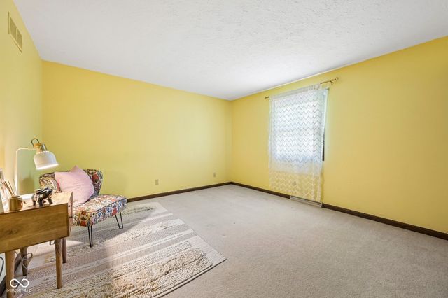 407 Oxford Drive, Noblesville, IN 46062