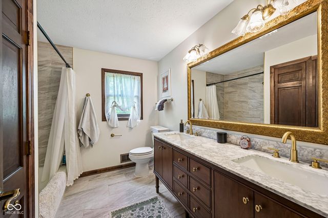 407 Oxford Drive, Noblesville, IN 46062