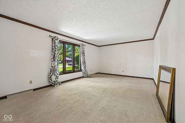 407 Oxford Drive, Noblesville, IN 46062
