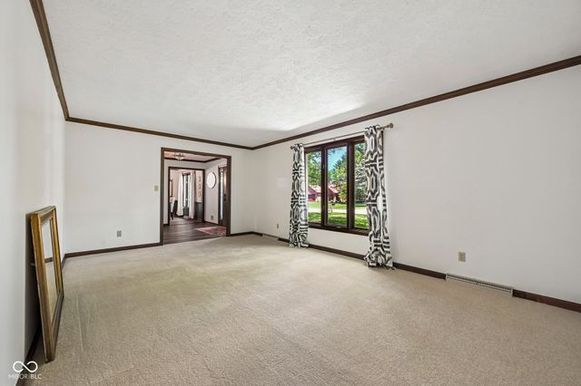 407 Oxford Drive, Noblesville, IN 46062