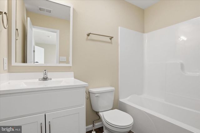 208 WHITE VIOLET WAY, Kearneysville, WV 25430