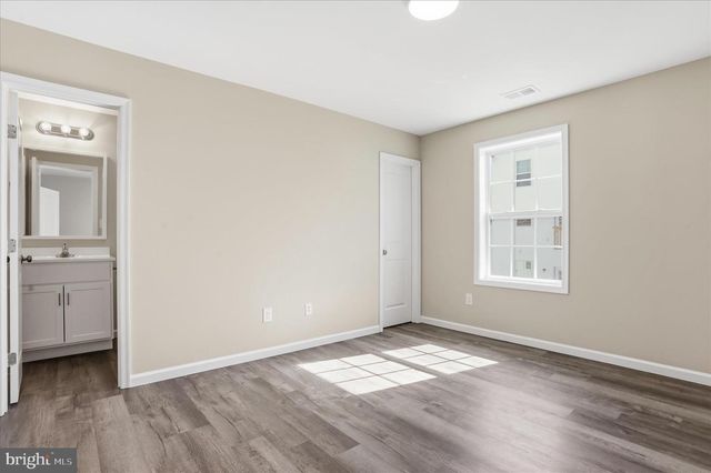 208 WHITE VIOLET WAY, Kearneysville, WV 25430