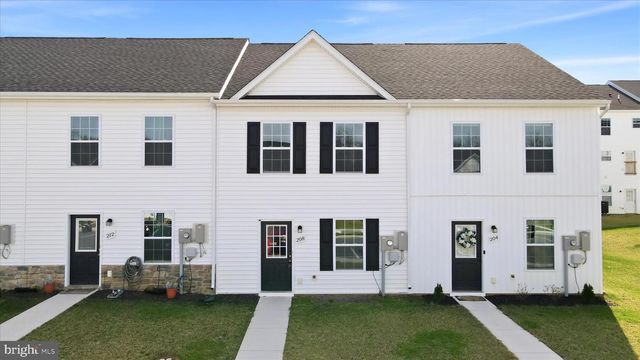 208 WHITE VIOLET WAY, Kearneysville, WV 25430