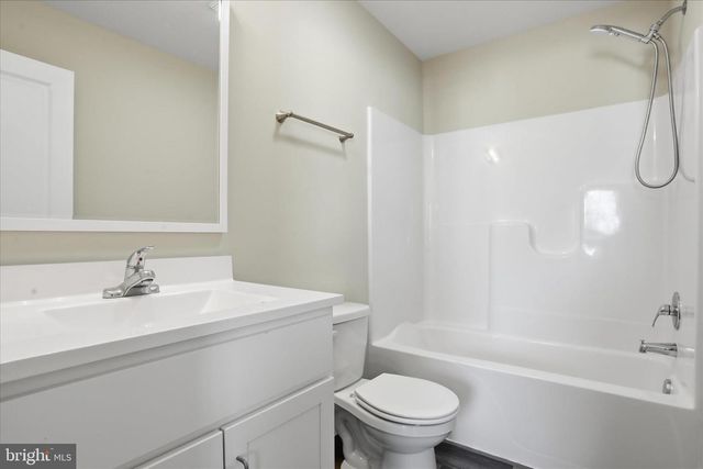 208 WHITE VIOLET WAY, Kearneysville, WV 25430
