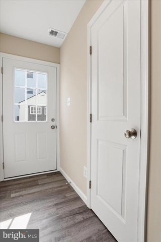 208 WHITE VIOLET WAY, Kearneysville, WV 25430