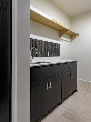 3901 Sorano Drive, Moore, OK 73160