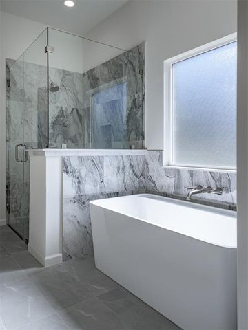 3901 Sorano Drive, Moore, OK 73160