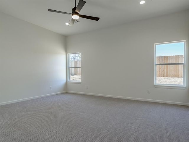 3901 Sorano Drive, Moore, OK 73160