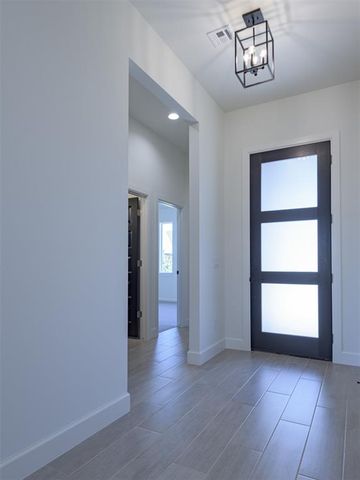 3901 Sorano Drive, Moore, OK 73160