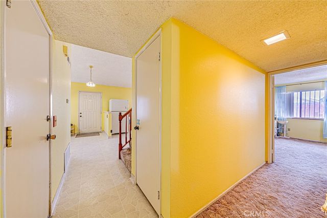 16234 Jasmine, Victorville, CA 92395