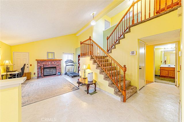 16234 Jasmine, Victorville, CA 92395