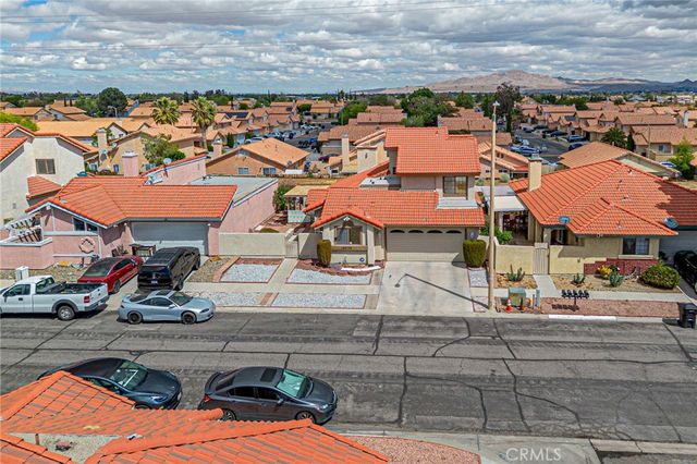 16234 Jasmine, Victorville, CA 92395