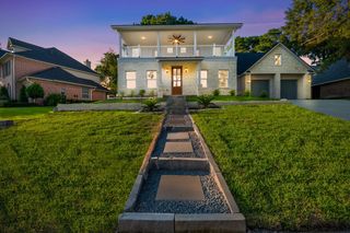240 Sarasota Circle S, Montgomery, TX 77356