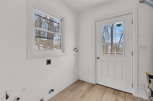 58 Lakelands Avenue, Greenwood Lake, NY 10925