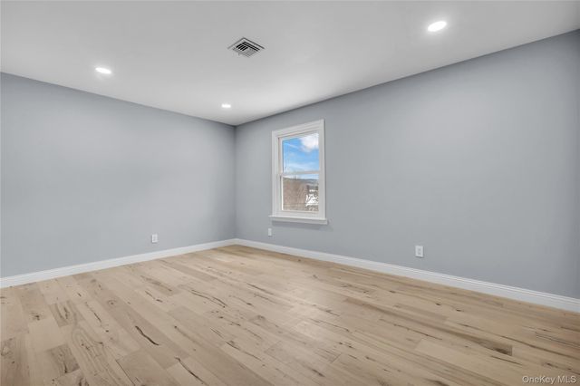 58 Lakelands Avenue, Greenwood Lake, NY 10925