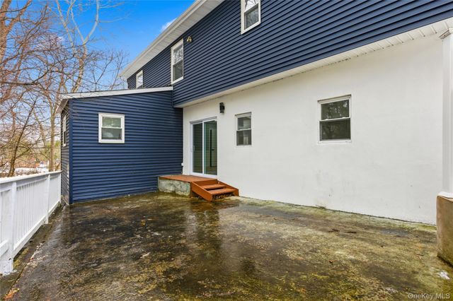 58 Lakelands Avenue, Greenwood Lake, NY 10925