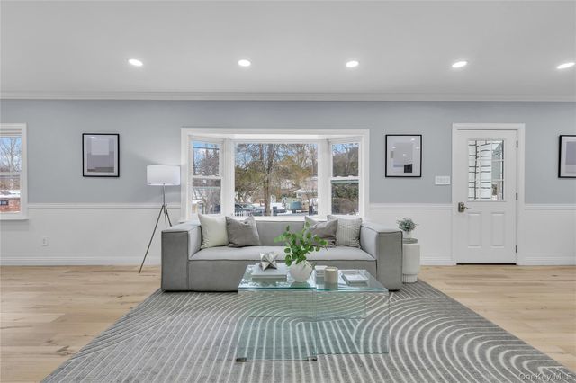 58 Lakelands Avenue, Greenwood Lake, NY 10925