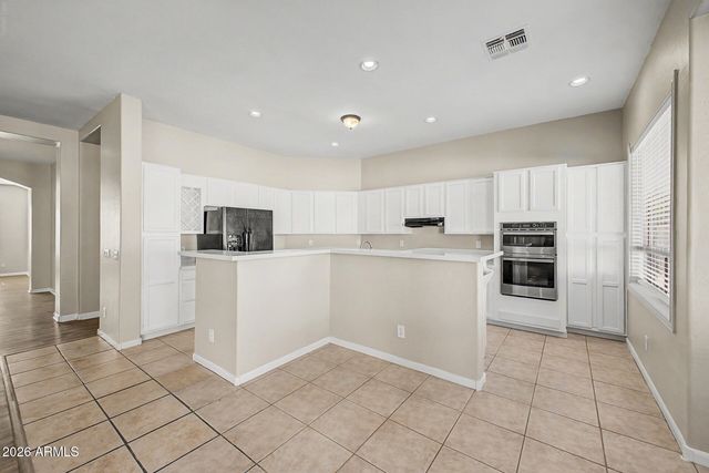 1571 E STIRRUP Court, Gilbert, AZ 85296