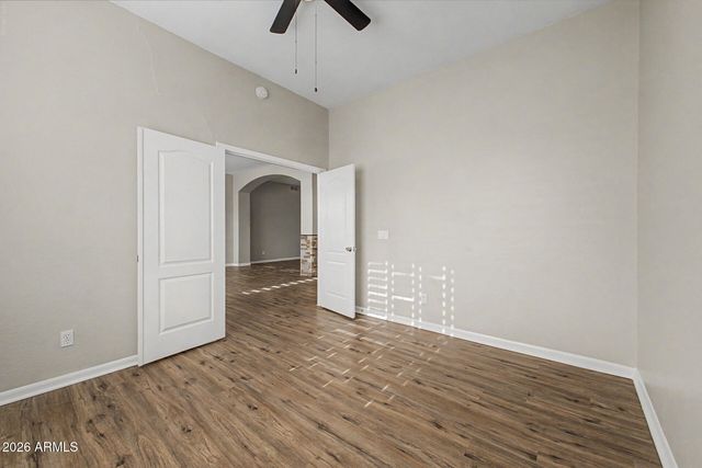 1571 E STIRRUP Court, Gilbert, AZ 85296
